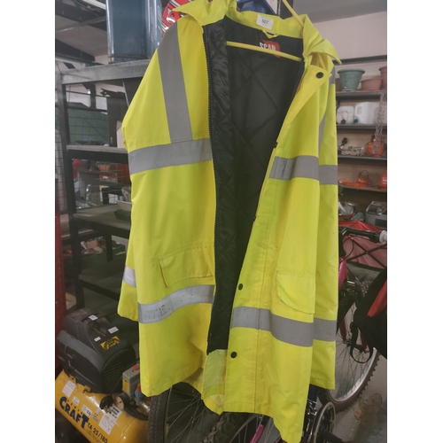 507 - LARGE HI VIS JACKET