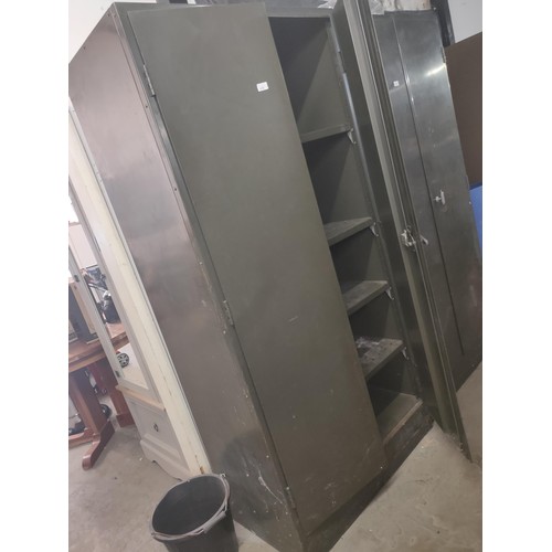 610 - Vintage dark green metal industrial lockable 2 door cabinets. With Art Deco handle, 5 shelves.
Great... 