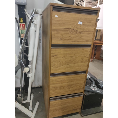 613 - 4 drawer wooden filing cabinet.
135cm height.