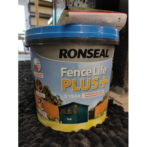 672 - NEW RONSEAL FenceLife Paint, Teal