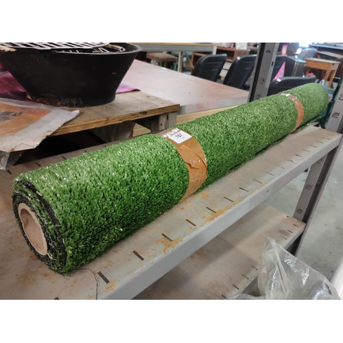 707 - Roll of artificial grass as new