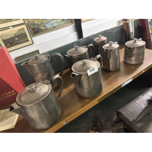 1045 - 7 x vintage lidded pewter jugs