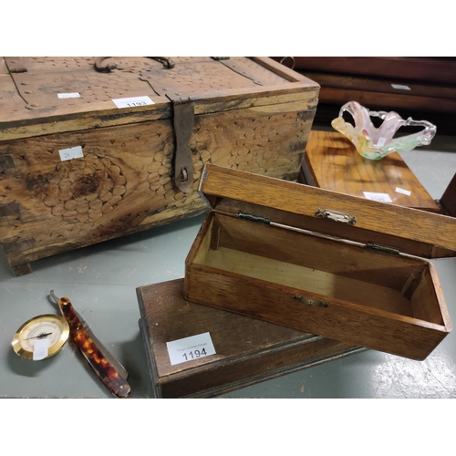 1194 - 2 wooden boxes with cut throat razor