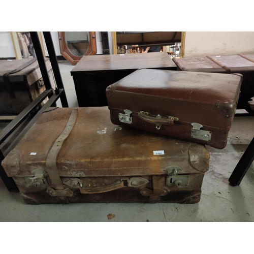 1197 - 2 vintage Antique travel cases