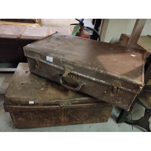 1207 - 2 antique over night travel cases