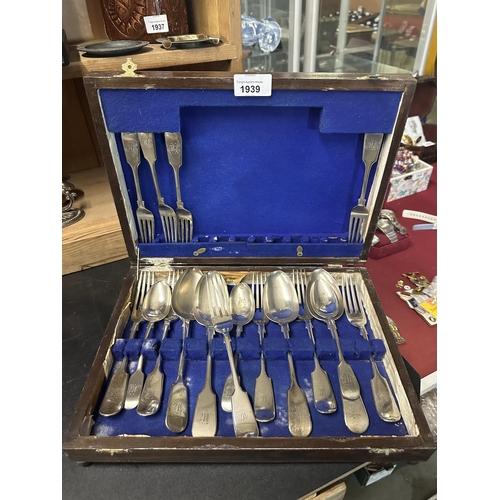 1939 - Vintage set of cutlery in box