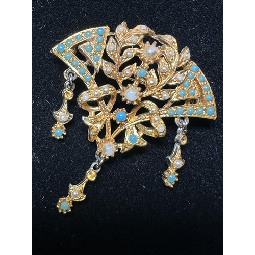 2004 - Collection of brooches including parrot, marcasite and Exquisite