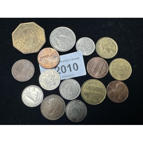 2010 - Collection of coins including old money, foreign and trade token