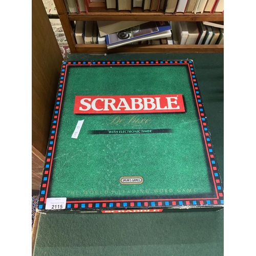 2115 - DeLuxe electronic Scrabble board game