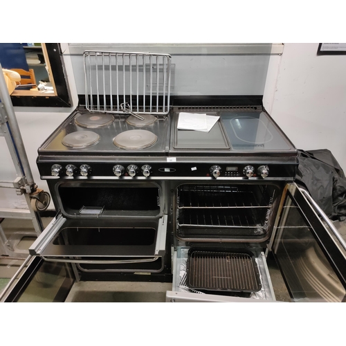 99 - STOVES NEWHOME RANGE OVERN 1100MM GREAT CONDITION GOOD WORKING ORDER ALTHOUGH GRILL REGULATOR NEEDS ... 