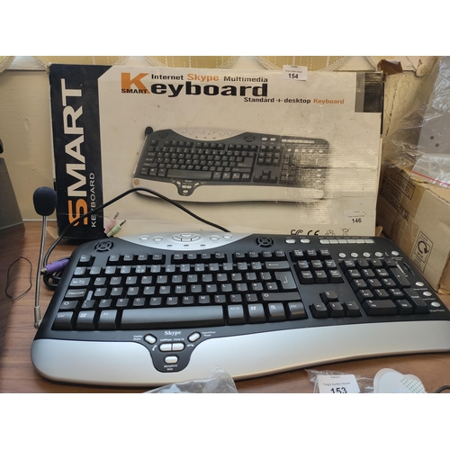 154 - K Smart Internet, Skype and multimedia keyboard