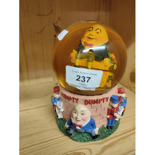 237 - Novelty Leonardo Humpty Dumpty Snowglobe