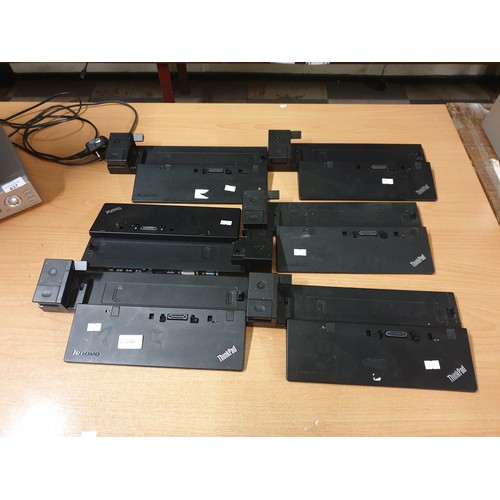 637A - Collectio of SIX Lenovo ThinkPad Pro Dock docking stations type 40A1