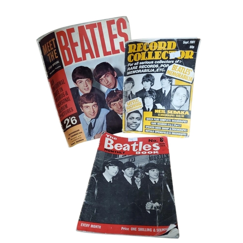 31 - 3 vintage magazines with a Beatles theme. Includes The Beatles Monthly, issue 8 from March 1964, Mee... 