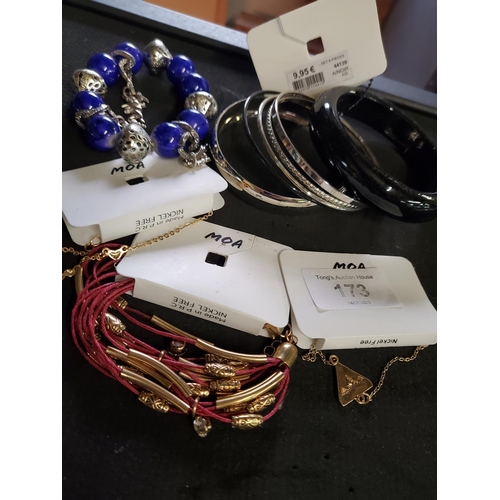 173 - A lovely selection of brand new bangles and bracelets