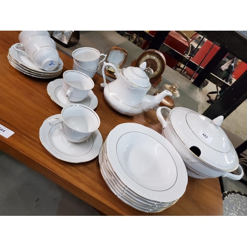 443 - A beautiful set of Polish white china with a gilt edge. Comprises lovely lidded soup tureen and 6 so... 