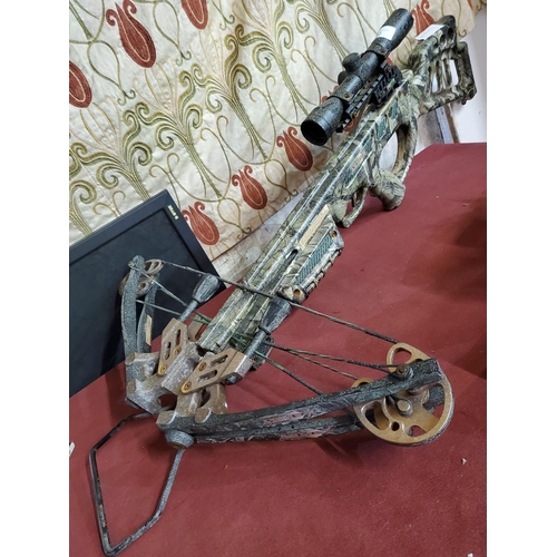 90 - CAMO  COMPOUND CROSS BOW COMPLETE WITH  SIGHTS