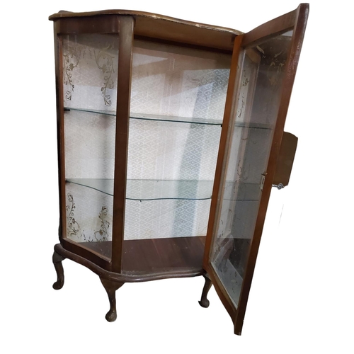 330 - Gin Cocktail China Glass Panelled Wooden Cabinet. Stunning piece to display precious items or used a... 