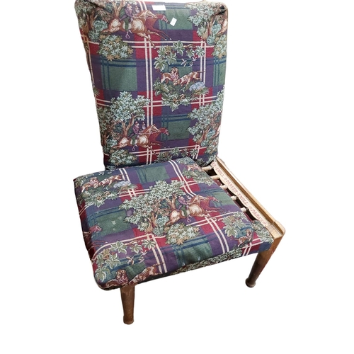 339 - 21st century Parker Knoll nursing chair .
Hunting scene tapestry fabric - multi colour, mainly bottl... 