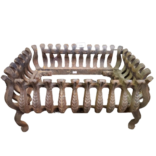 733 - Vintage cast iron fire grate.