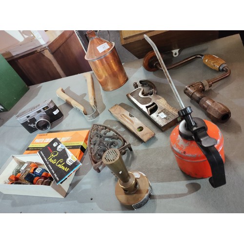 41 - Fabulous array of vintage everyday items including hand drill, decorative iron stand, a metal plane ... 