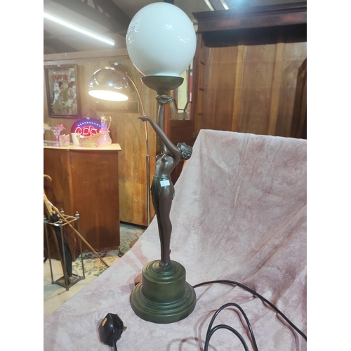 252 - Stunning Art deco style lamp