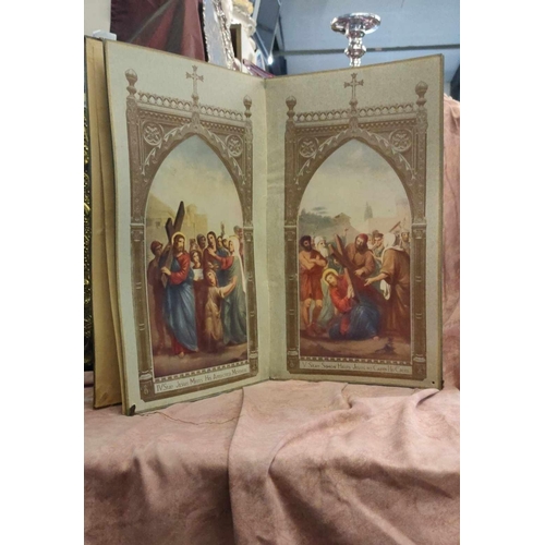 31 - Beautiful vintage book with full colour illustrations of The Way to the Cross showing images from th... 