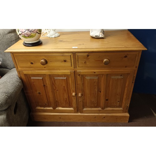 1000 - Solid Pine Wooden sideboard  unit with 2 drawers and 2 cupboards.