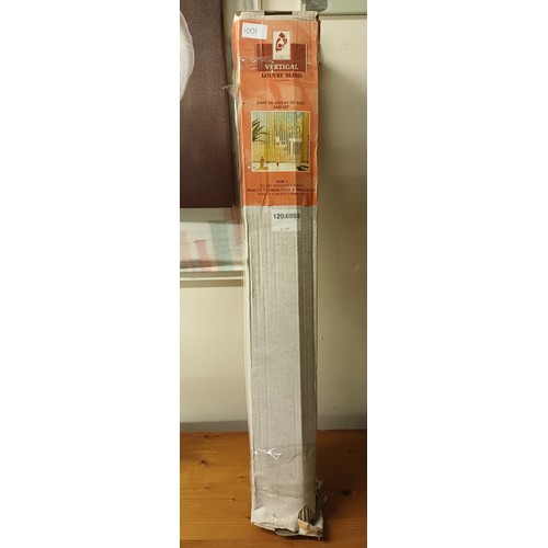 1001 - Vertical Louvre blind set, measuring from 76-122cm wide and 229cm long