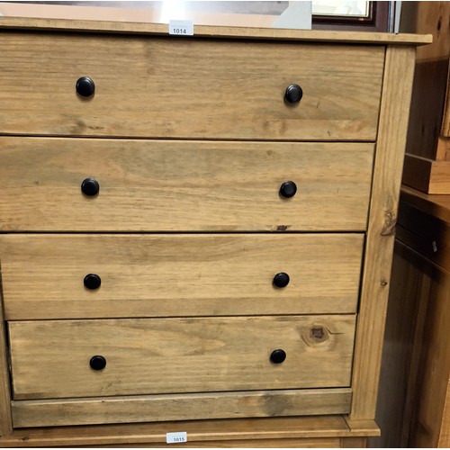 1014 - Gorgeous contemporary 4 drawer chest of drawers with modern black metal handles. Standing approx 74c... 