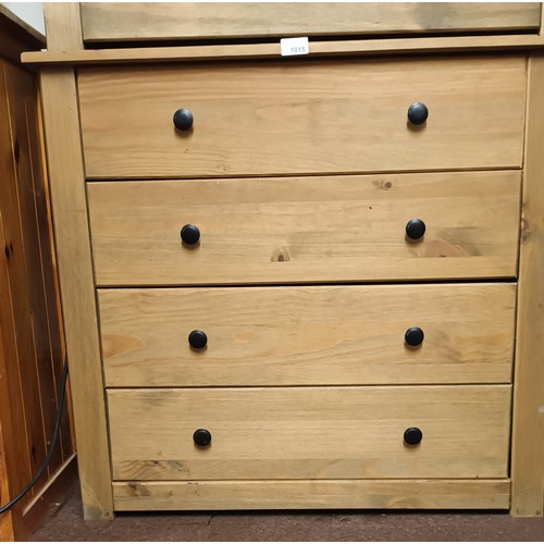 1015 - Gorgeous contemporary 4 drawer chest of drawers with modern black metal handles. Standing approx 74c... 