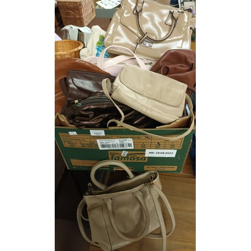 1027 - Huge selection of assorted handbags including Hotter and Champneys plus many more