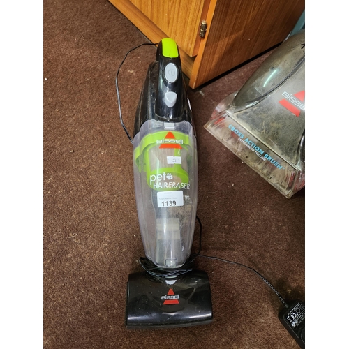 1139 - Bissell Pet Hair eraser hand held vacuum cleaner