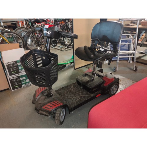 273 - PAID £800!! DRIVE SCOUT GOOD WORKING ORDER WITH KEYS, BATTERY, CHARGER MOTORISED MOBILITY SCOOTER GO... 