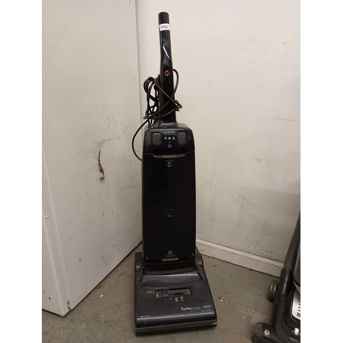 990 - HOOVER TURBO POWER 100 EDGE CLEANING VACUUM CLEANER.
IN GOOD WORKING ORDER.