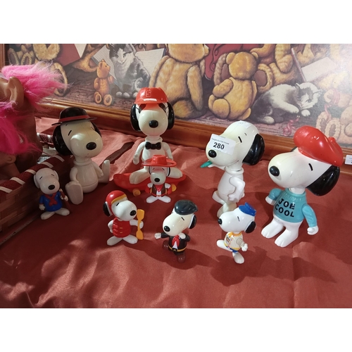 280 - Really fun collectable plastic Snoopy figurines