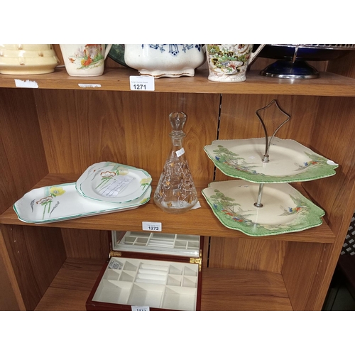 1272 - HEATHCOTE serving plate and side plates, glass decanter and vintage cake stand.