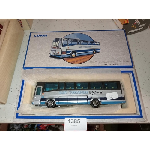 1385 - boxes Corgi plaxton coach mint condition