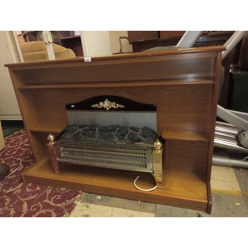 1462 - VINTAGE STYLE ELECTRIC FIRE IN SOLID VINTAGE WOODEN SURROUND, IN GOOD WORKING ORDER. 126 W X 80 H CM