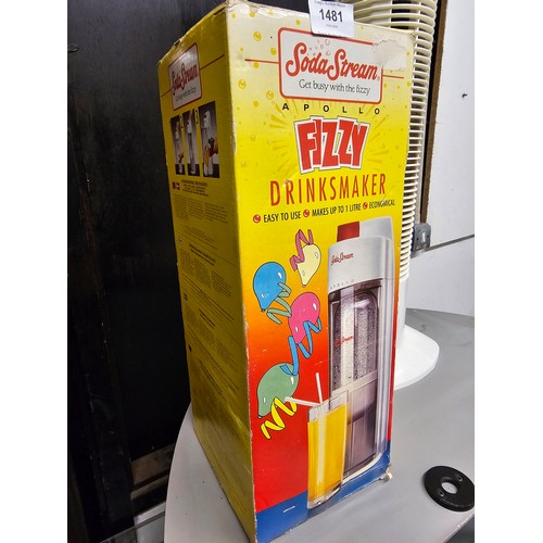 1481 - VINTAGE BOXED APOLLO FIZZY DRINKSMAKER SODA MACHINE