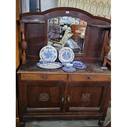 270 - Early twentieth century mirrored back welsh sideboard/ dresser