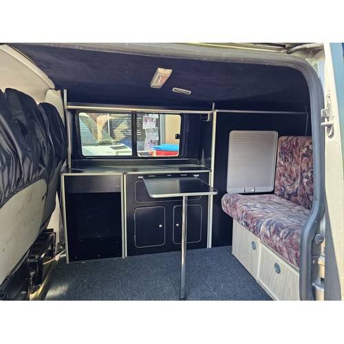 95 - LAST CHANCE SALE! ONLY 10% COMMISSION** T2 VW DAY VAN KITTED OUT WITH ROCK / ROLLA BED AND CUPBOARD ... 