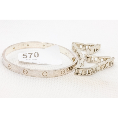 570 - Gorgeous 925 silver designerware bangle with small clear stones together with silver colour link bra... 