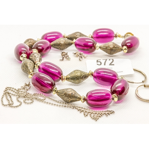 572 - Beautiful 925 necklace with 2 pairs earrings together with a vintage necklace with large purple bead... 