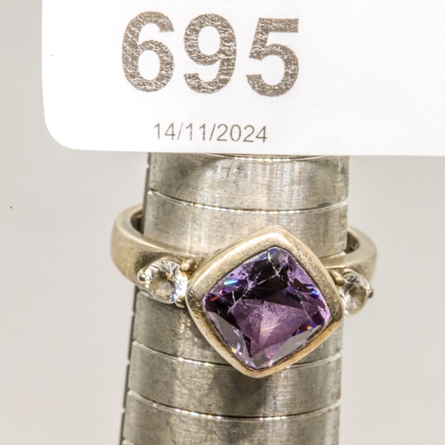 Lot 695       