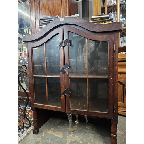 1072 - Antique wooden display unit with glass panel doors