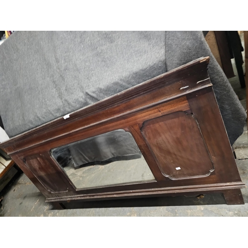 1091 - Wooden sideboard top with central mirror, approx 58