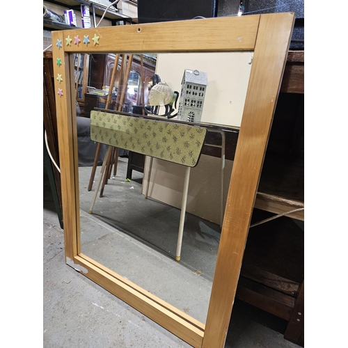 1095 - Large wood framed wall mounted mirror, measuring approx 99 x 78cm