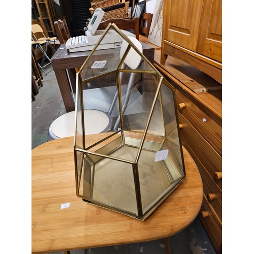 2168 - GOLD COLOUR GEOMETRIC GLASS TERRARIUM