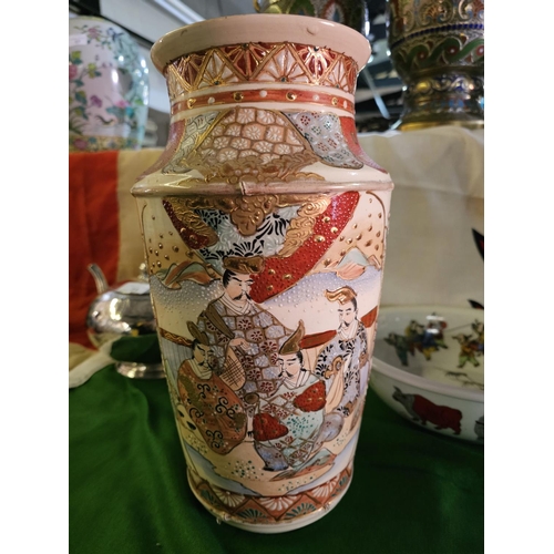 16 - Japanese Satsuma vase 31cm